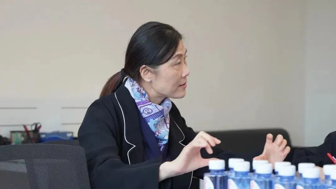 德英乐实验学校与上海浦东新区民办万科学校开展联合教研活动                