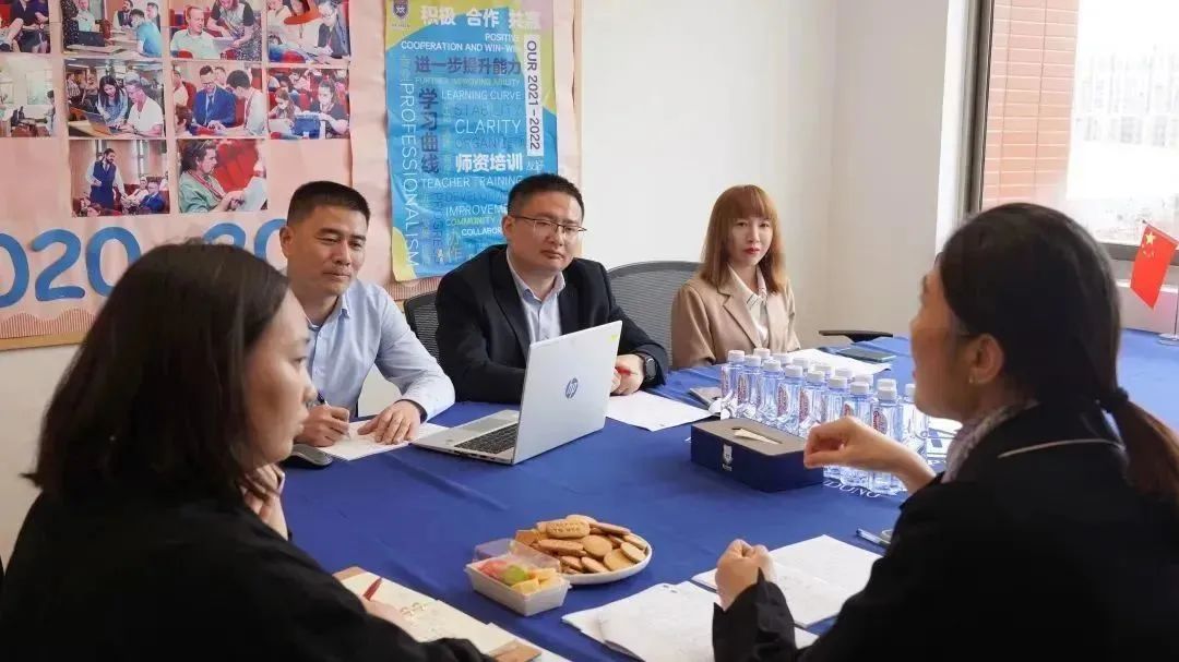 德英乐实验学校与上海浦东新区民办万科学校开展联合教研活动                