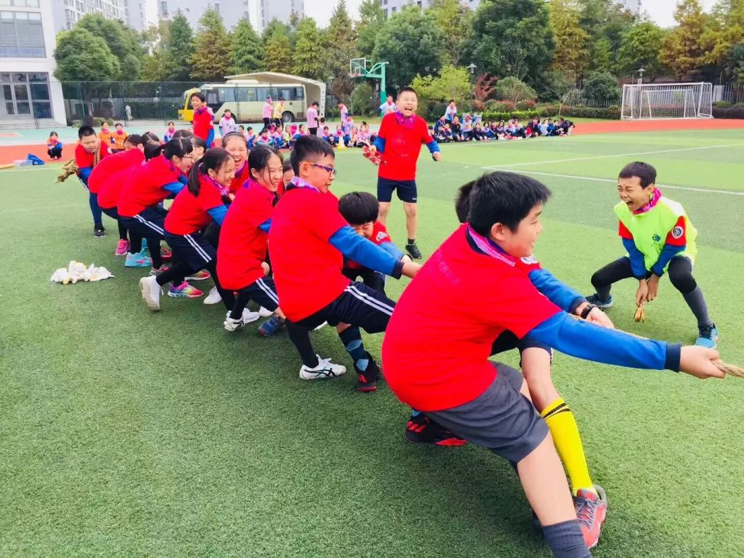 万源城协和双语学校优秀教师名单：顾春梅Versatile Xiehe                