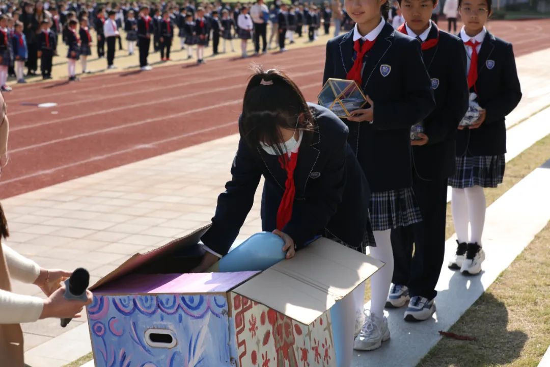 上海世外教育附属浦江外国语学校第三届英语畅游节顺利开幕                
