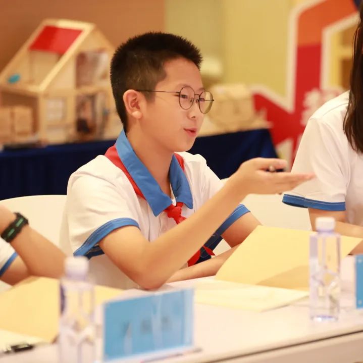 深港澳青少年成长峰会顺利开幕！                
