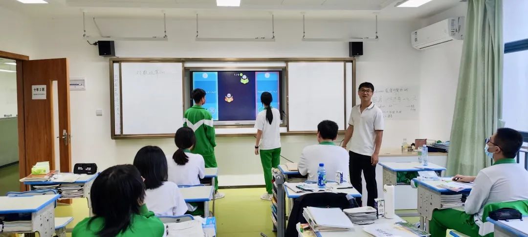 广州市香江中学国际部数学科组举行系列公开课                