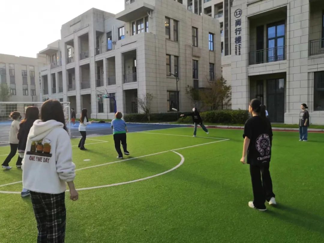 上海高藤致远创新教育社团活动多种多样，探索趣味                