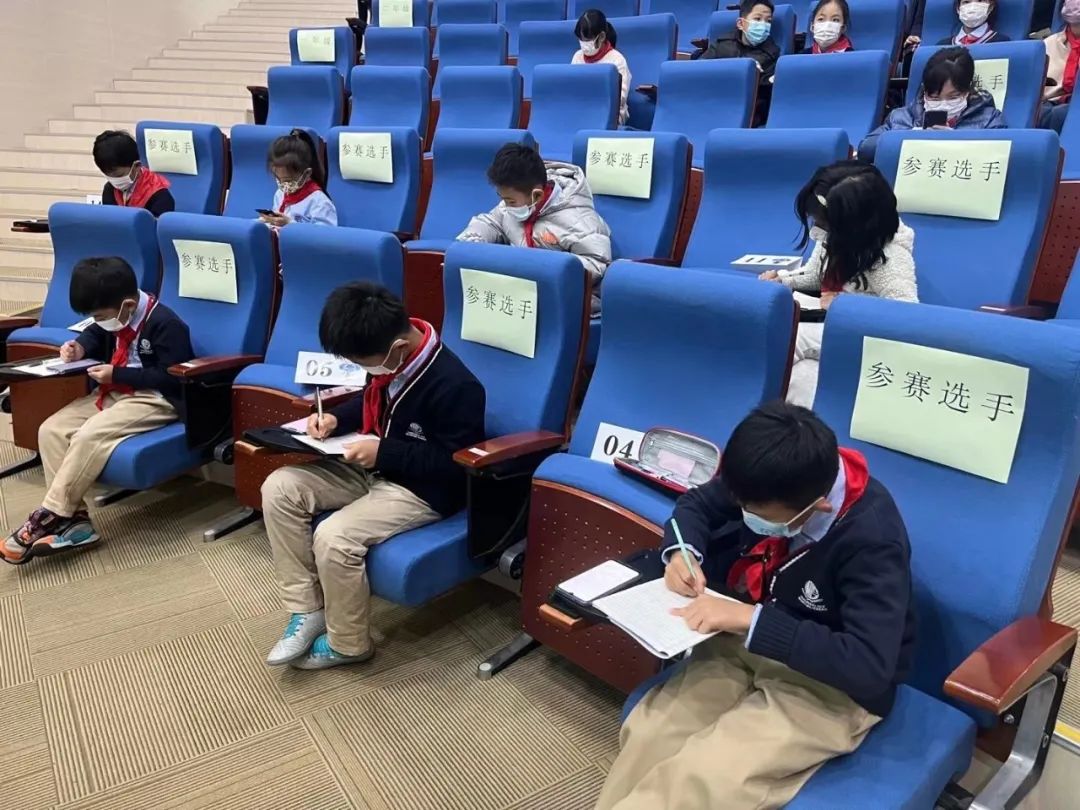 上海金山杭州湾双语学校数学节线下年级决赛已结束                