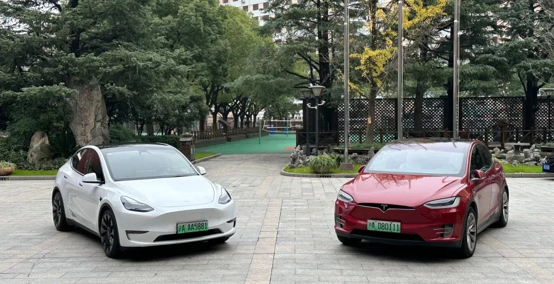 特斯拉公益特讲堂走进上海市西南位育中学，触碰前沿科技                