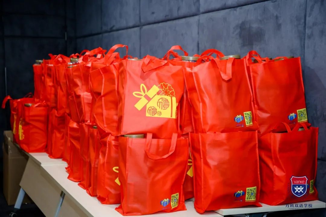 上海万科双语学校期末全教大会欢喜落幕                