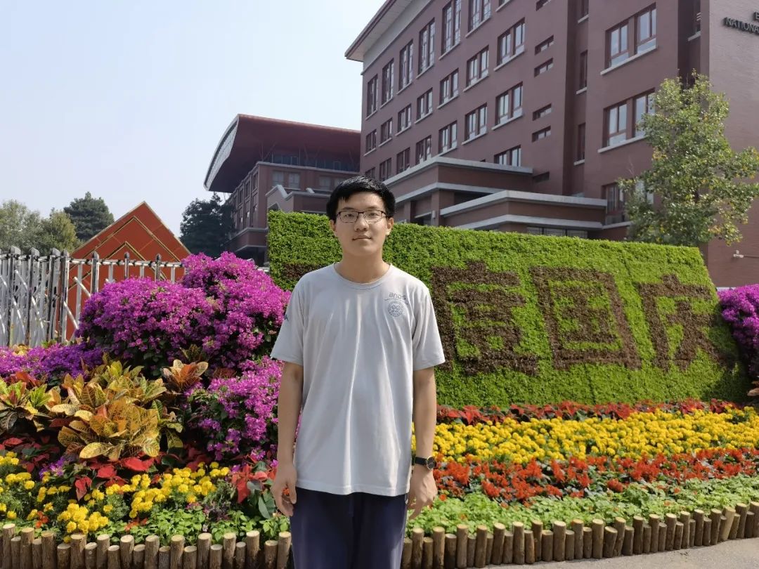 十一学校国际部2024届十二月自律之星                