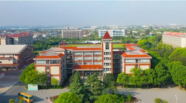 上海天华英澳美学校环境怎么样呢?