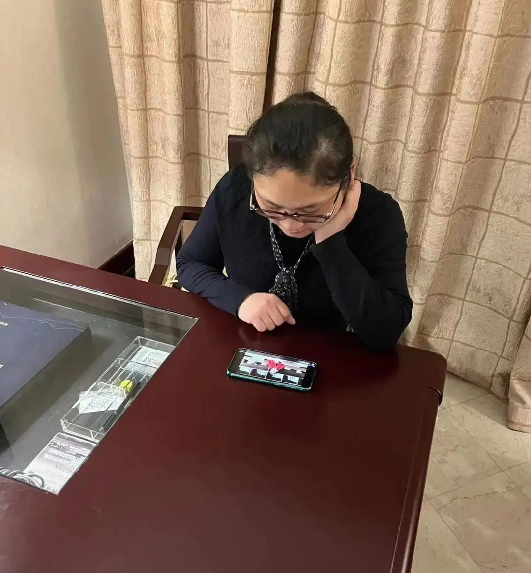 上海奉贤区博华双语学校：倾听沟，解码亲子关系的钥匙                