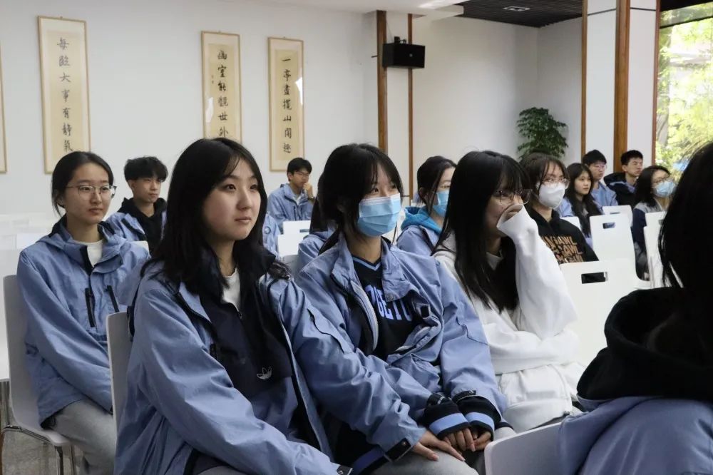上实剑桥：华威、杜伦大学招生官来我校宣讲                